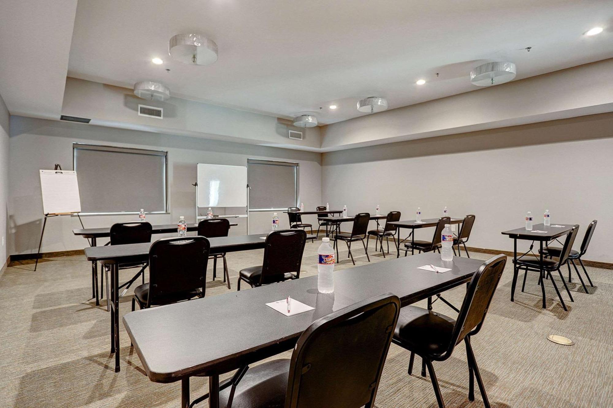 Country Inn & Suites By Radisson Houston Westchase-Westheimer Екстериор снимка