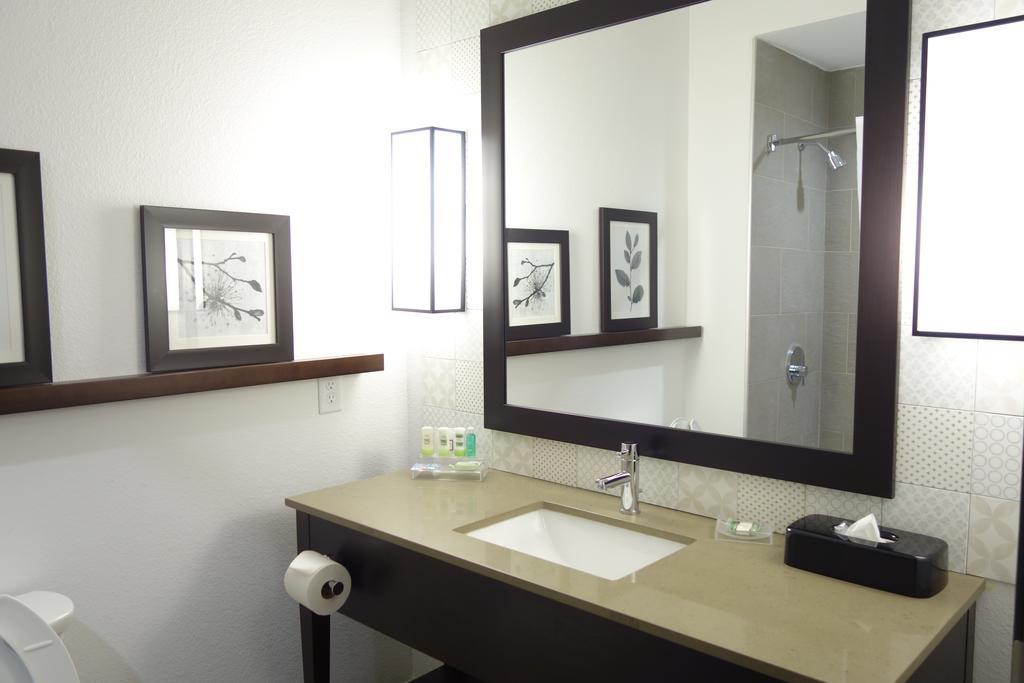 Country Inn & Suites By Radisson Houston Westchase-Westheimer Екстериор снимка