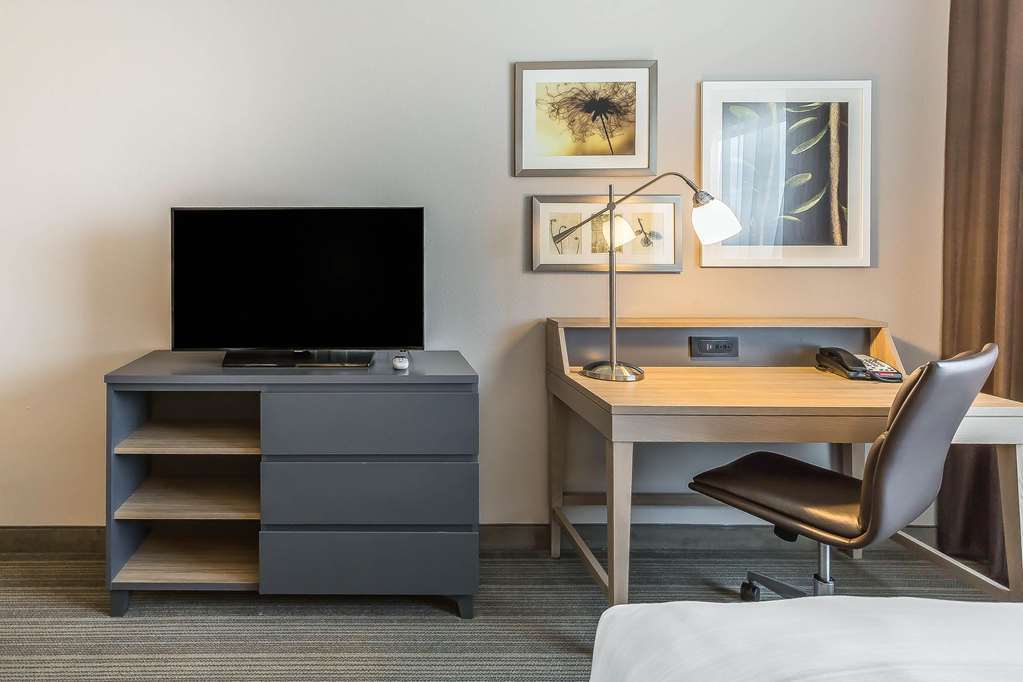 Country Inn & Suites By Radisson Houston Westchase-Westheimer Стая снимка