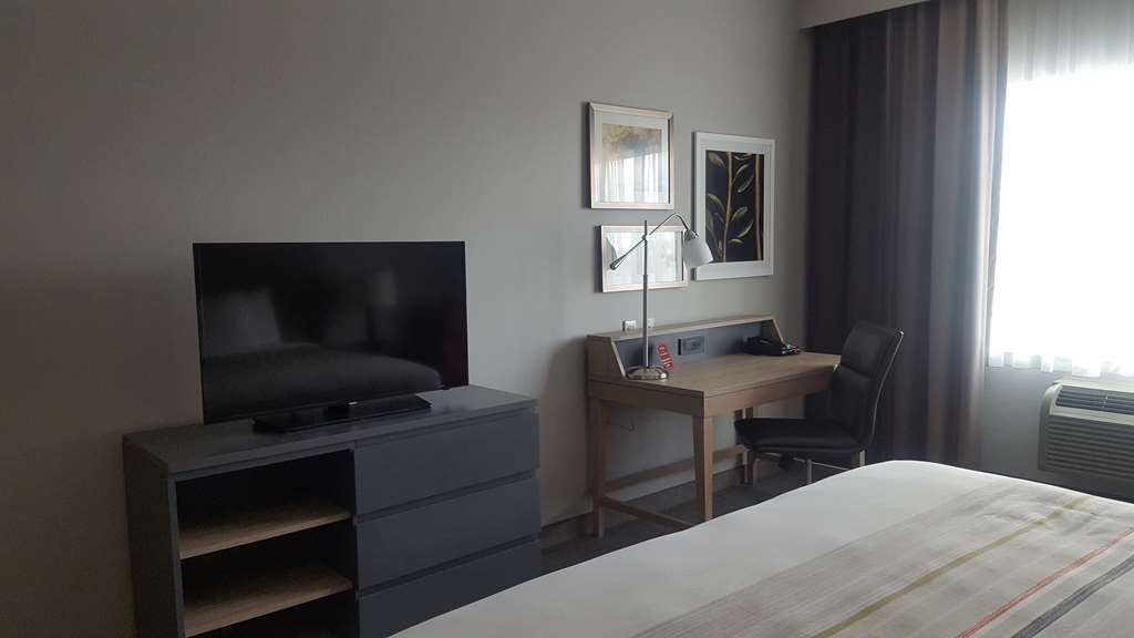 Country Inn & Suites By Radisson Houston Westchase-Westheimer Стая снимка